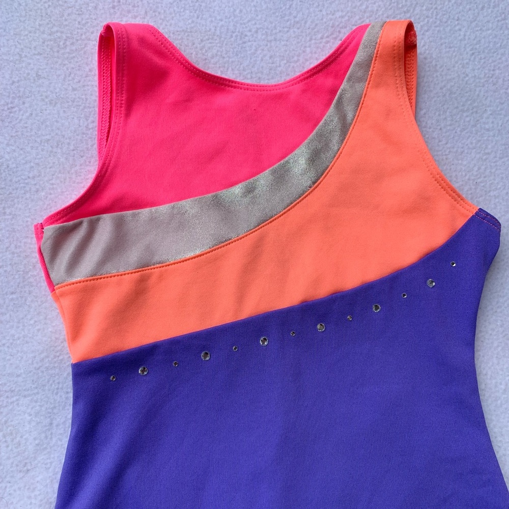 Gymnastics suit